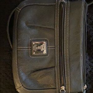 Tignanello crossbody purse excellent condition